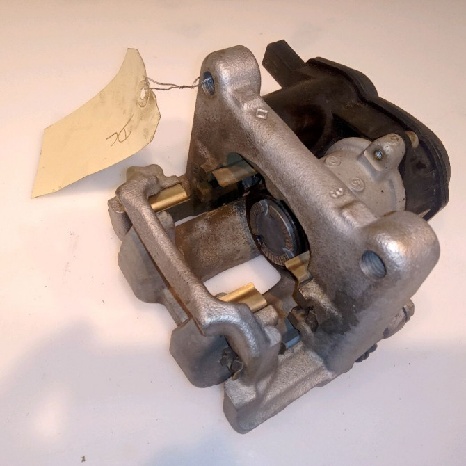 Etrier de frein avant droit occasion CITROEN DS3 1648035280 2