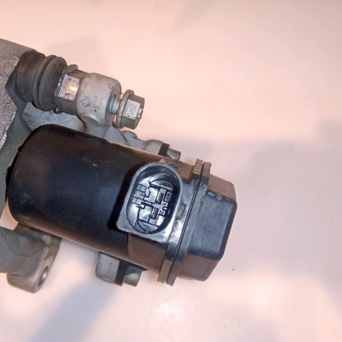 Etrier de frein avant droit occasion CITROEN DS3 1648035280 3