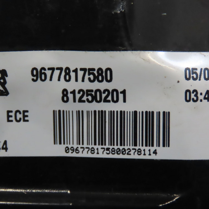 Feu arrière droit occasion PEUGEOT 308 II 308 II Phase 1 2013-06-01->2017-08-31 1.2 130ch 9677817580 4