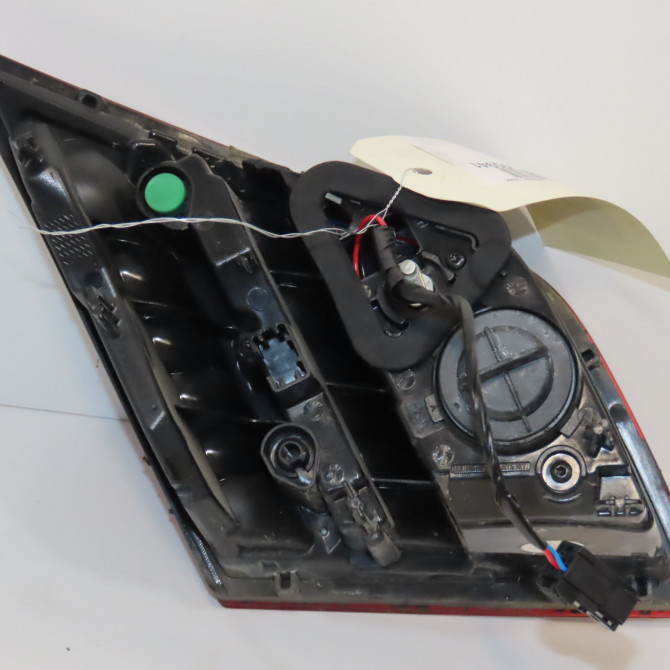 Feu arrière intérieur droit occasion PEUGEOT 308 II 308 II Phase 1 2013-06-01->2017-08-31 1.2 130ch 9677818280 2