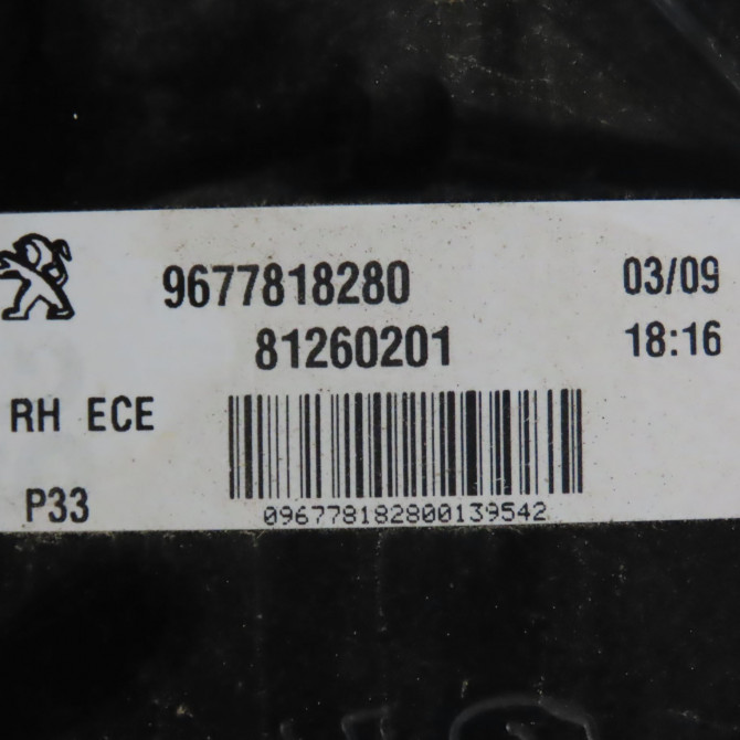 Feu arrière intérieur droit occasion PEUGEOT 308 II 308 II Phase 1 2013-06-01->2017-08-31 1.2 130ch 9677818280 4