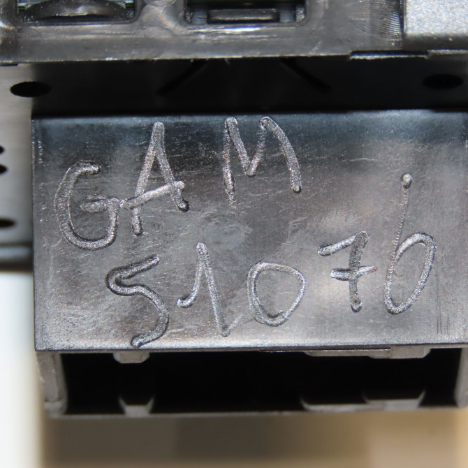 Commande lève-glace porte avant gauche occasion PEUGEOT 308 I Phase 2 04-2011->12-2014 1.6 HDI 92ch 4