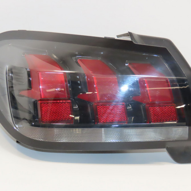 Feu arrière gauche occasion  9823216780 1