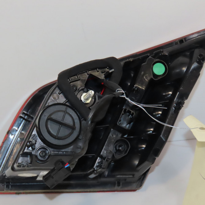 Feu arrière interieur gauche occasion 308 II 9677818380 2