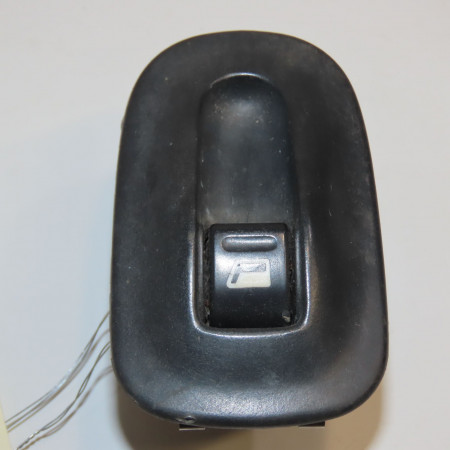Commande lève-glace porte avant droite occasion PEUGEOT 306 Phase 2 04-1997->03-2002 1.9 TD 6552XK