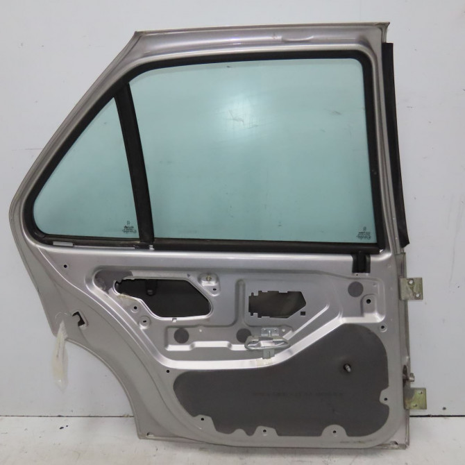 Porte arrière gauche occasion PEUGEOT 306 Phase 2 04-1997->03-2002 1.9 TD 900693 2