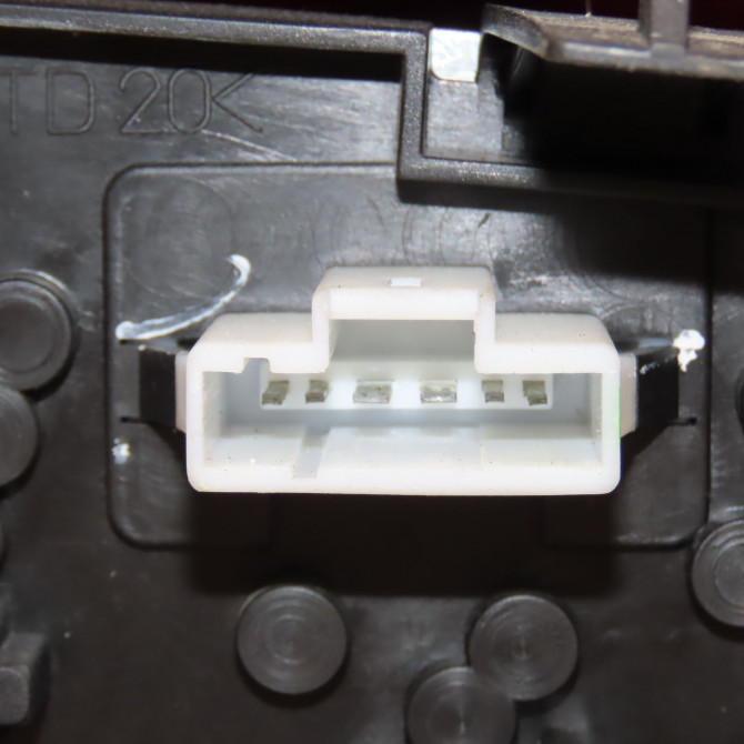 Feu arrière droit occasion PEUGEOT 406 Phase 2 04-1999->04-2004 2.2 HDI 133ch 6351L5 3