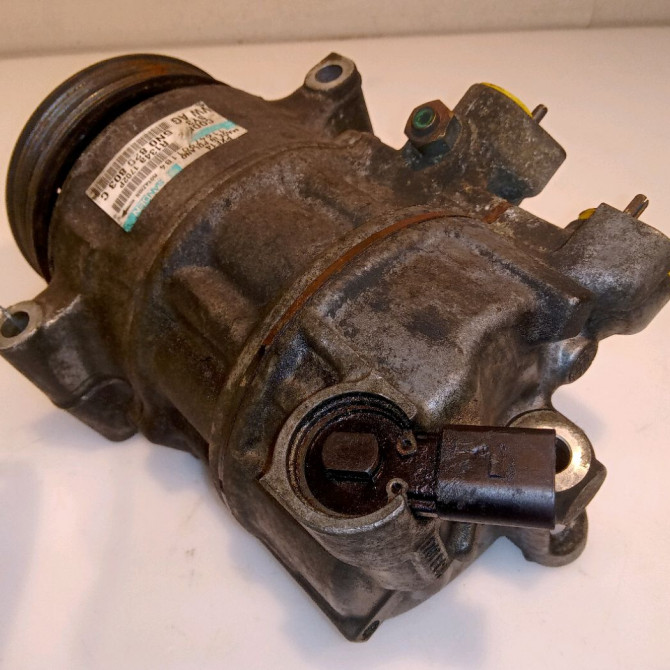 Compresseur air conditionne occasion AUDI A1 Phase 1 06-2010->03-2015 1.2 TFSI 86ch 5K0820803J 3