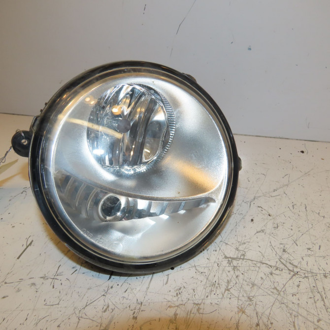 Phare antibrouillard avant droit occasion RENAULT TWINGO II Phase 2 12-2011->12-2014 1.2i 16v 75ch 261509865R 1