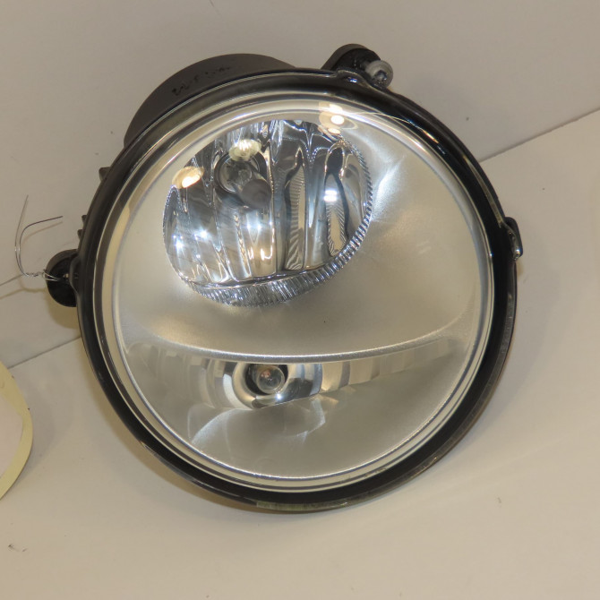 Phare antibrouillard avant droit occasion RENAULT TWINGO II Phase 2 12-2011->12-2014 1.2i 16v 75ch 261509865R 1