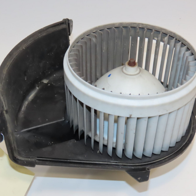 Ventilateur de chauffage occasion RENAULT KANGOO II Phase 1 01-2008->03-2013 1.5 DCI 90ch 7701068992 1
