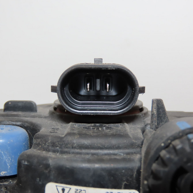 Phare antibrouillard avant gauche occasion RENAULT TWINGO II Phase 2 12-2011->12-2014 261558092R 3