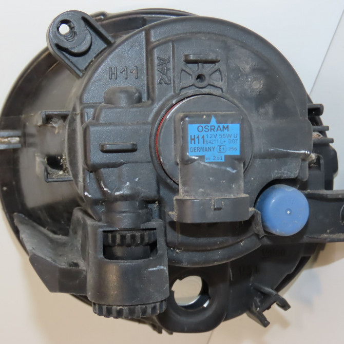 Phare antibrouillard avant droit occasion RENAULT TWINGO II Phase 2 12-2011->12-2014 261509865R 2