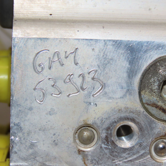 Unité hydraulique ABS occasion RENAULT MASTER II Phase 2 11-2003->10-2006 2.5 DCI 99ch 8200963157 5