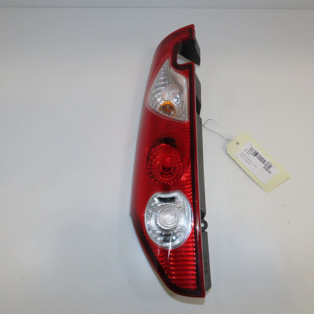 Feu arrière gauche occasion RENAULT KANGOO II Phase 1 01-2008->03-2013 1.5 DCI 90ch 8200419949
