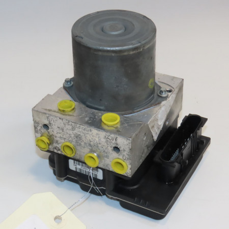 Unité hydraulique ABS occasion RENAULT KANGOO II Phase 1 01-2008->03-2013 1.5 DCI 90ch 8201142923