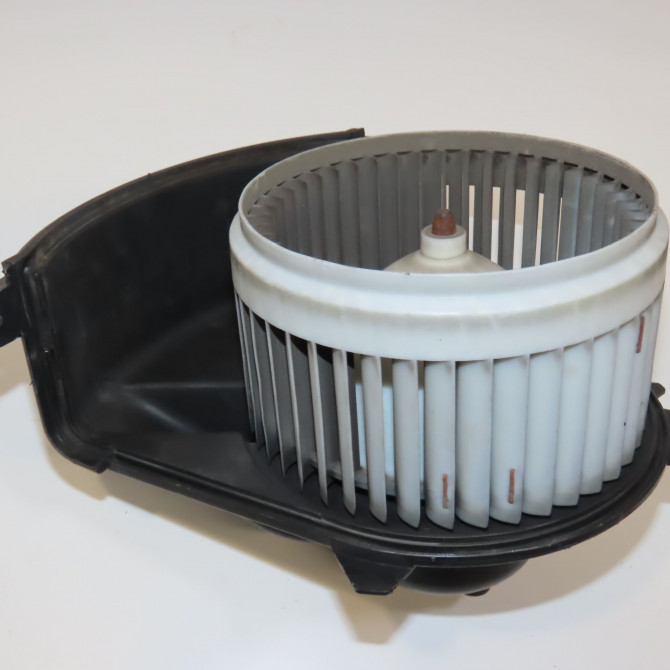 Ventilateur de chauffage occasion RENAULT KANGOO II Phase 1 01-2008->03-2013 1.5 DCI 85ch 7701068992 1