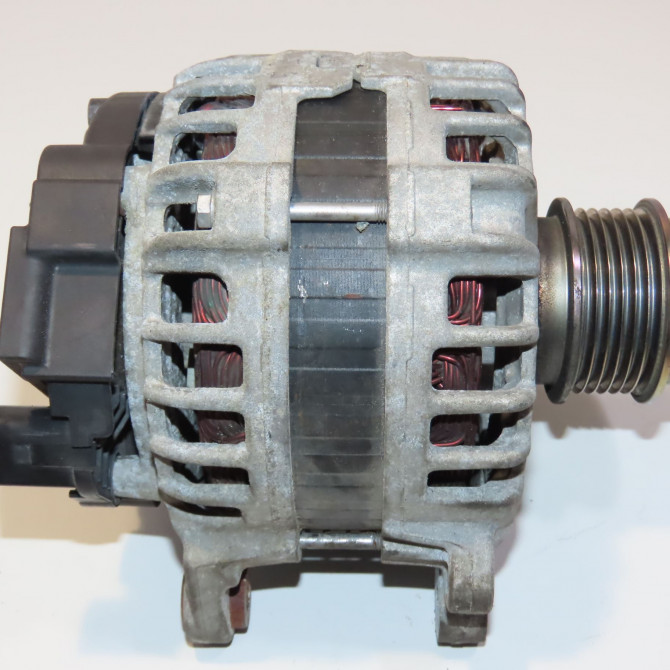 Alternateur occasion VOLKSWAGEN POLO V Phase 2 02-2014->... 1.4 TDI 90ch 4B903023D 3