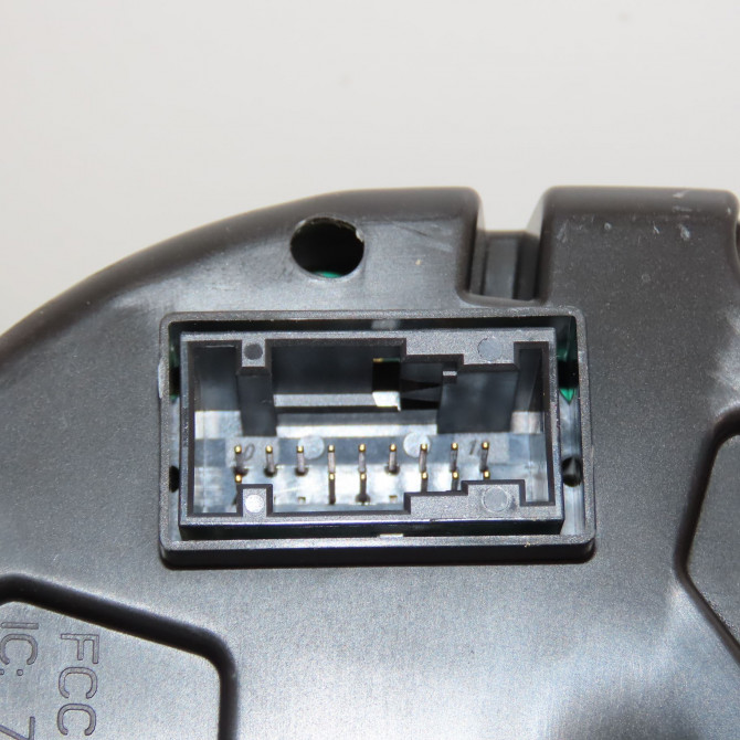 Compteur occasion VOLKSWAGEN POLO V Phase 2 02-2014->... 1.4 TDI 90ch 6C0920731A 3