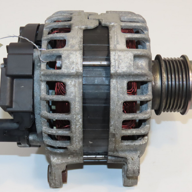 Alternateur occasion VOLKSWAGEN POLO V Phase 2 02-2014->... 1.4 TDI 90ch 4B903023D 3