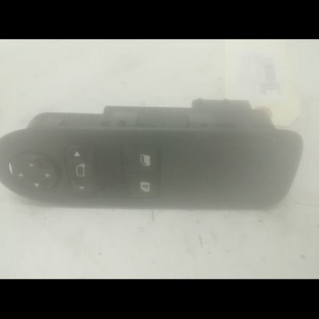 Commande lève-glace porte avant gauche occasion CITROEN C3 II Phase 1 11-2009->02-2013 1.4 HDi 70ch 98012283XT
