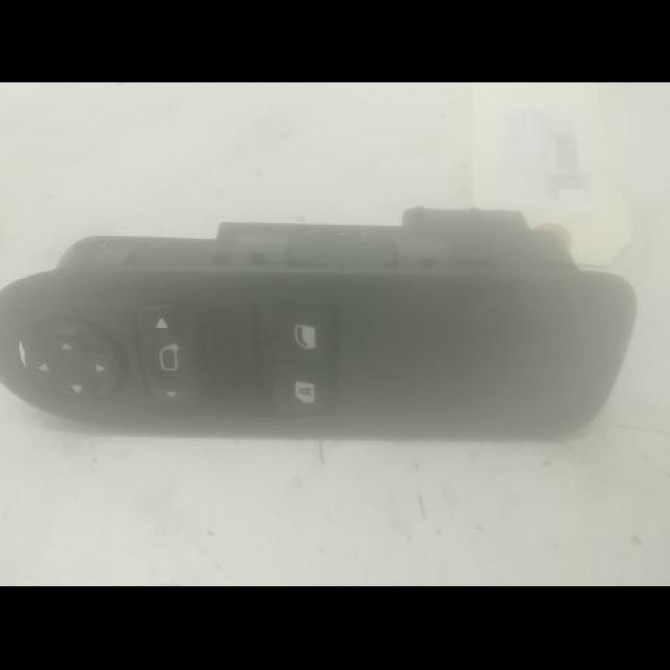 Commande lève-glace porte avant gauche occasion CITROEN C3 II Phase 1 11-2009->02-2013 1.4 HDi 70ch 98012283XT 1