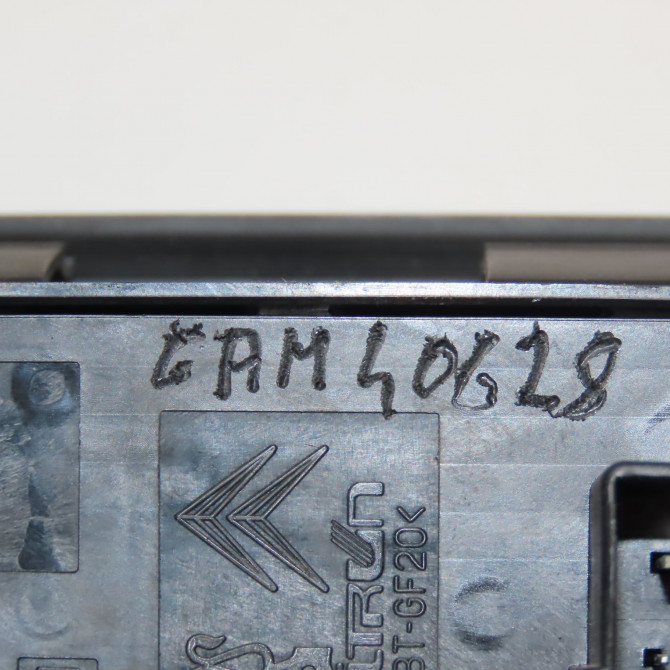 Commande lève-glace porte avant gauche occasion  98001090XT 6