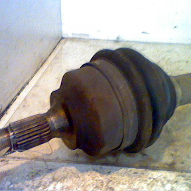 Transmission avant gauche occasion CITROEN C4 I Phase 2 07-2008->10-2010 3272ZE 2