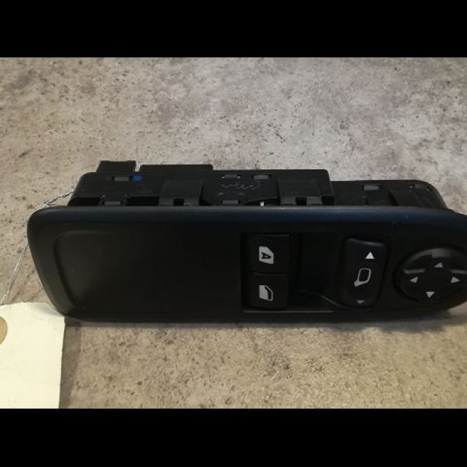 Commande lève-glace porte avant gauche occasion CITROEN C3 II Phase 1 11-2009->02-2013 1.4 HDi 70ch 98012283XT 1