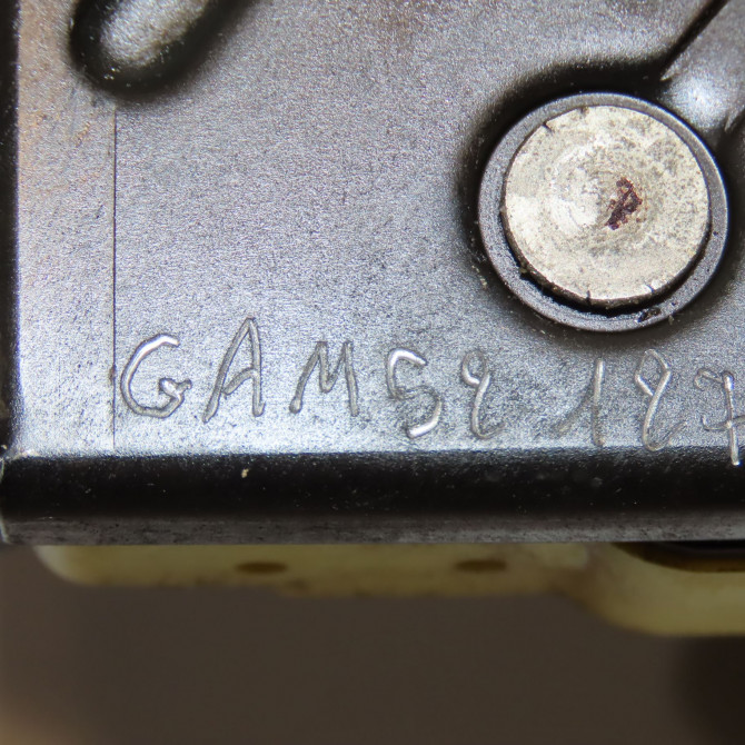 Serrure porte ard occasion VOLVO S60 I Phase 1 09-2000->06-2004 2.4 D 30663050 4