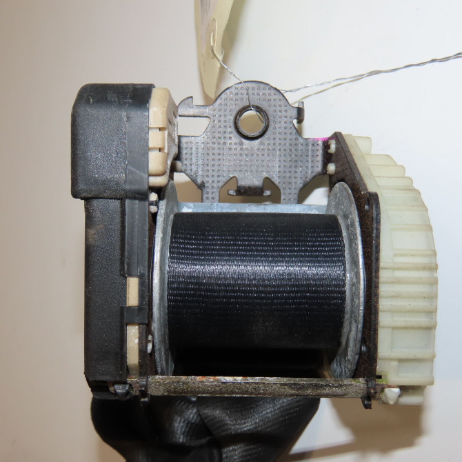 Ceinture avant droite occasion CITROEN C3 PLURIEL I Phase 2 03-2008->12-2010 1.6i 109ch 8973ZJ 2