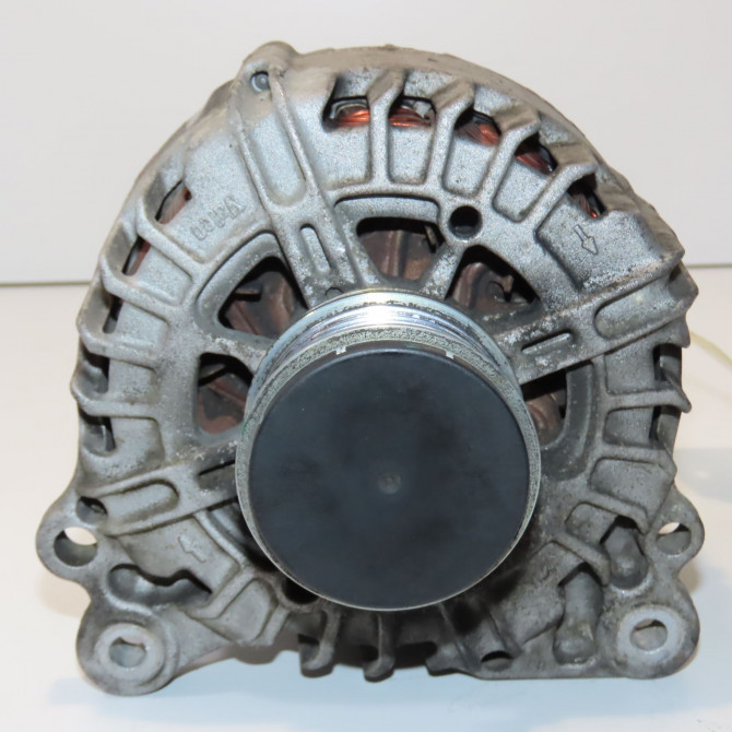 Alternateur occasion VOLKSWAGEN TOURAN II Phase 1 09-2010->12-2015 3L903023 2