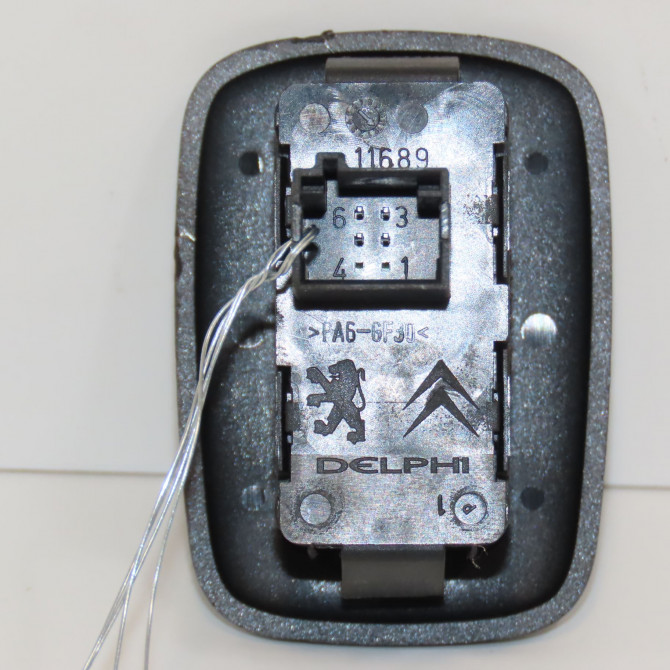 Commande leve-glace porte arrière droite occasion CITROEN C5 II Phase 1 04-2008->... 2.0 HDI 180ch 6490C6 2