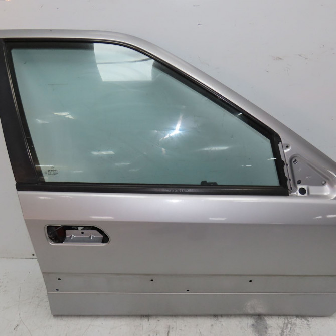 Porte avant droite occasion CITROEN XANTIA Phase 2 12-1997->06-2001 2.1 TD 9004K8 1