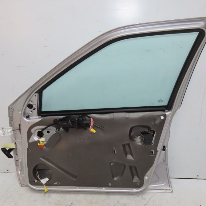 Porte avant droite occasion CITROEN XANTIA Phase 2 12-1997->06-2001 2.1 TD 9004K8 2