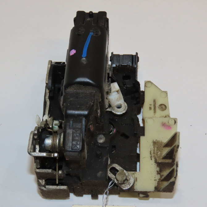 Serrure porte avd occasion  805025406R 2