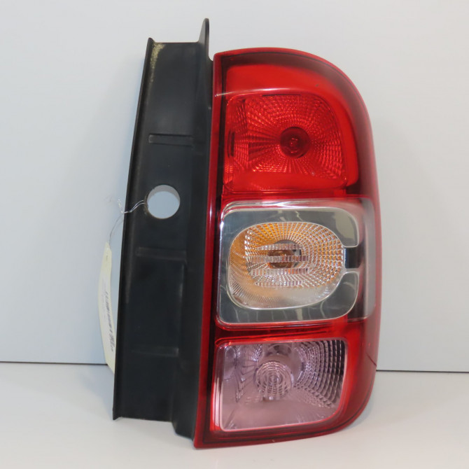 Feu arrière droit occasion  265506837R 1