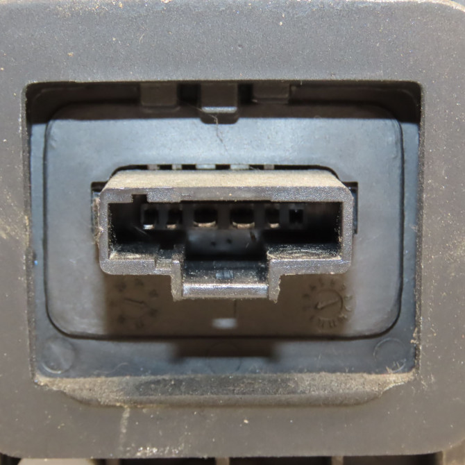 Feu arrière gauche occasion DACIA DUSTER Phase 2 09-2013->... 1.5 DCI 110ch 265551679R 3