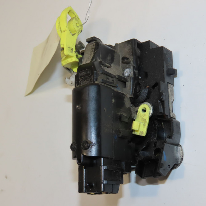 Serrure porte arg occasion DACIA DUSTER Phase 2 09-2013->... 1.5 DCI 110ch 825031439R 2