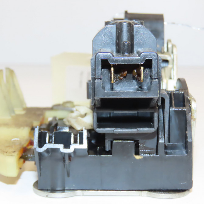 Serrure porte ard occasion DACIA DUSTER Phase 2 09-2013->... 1.5 DCI 110ch 825025967R 3