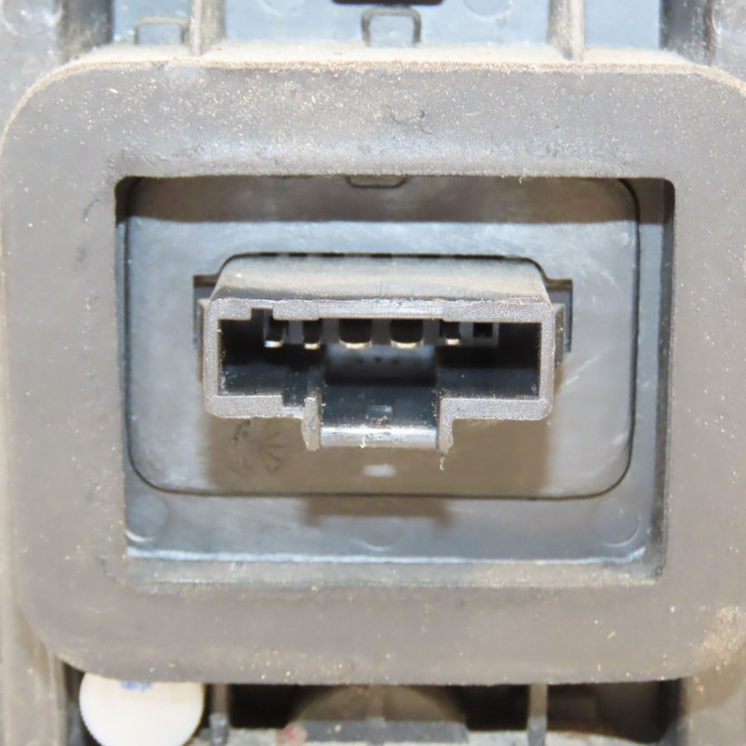 Feu arrière droit occasion DACIA DUSTER Phase 2 09-2013->... 1.5 DCI 110ch 265506837R 3