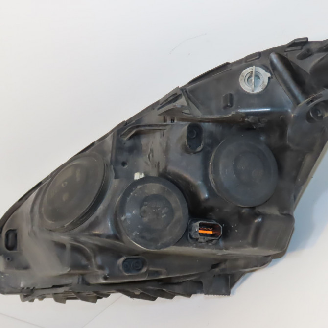 Phare droit occasion CITROEN C4 PICASSO I Phase 1 01-2007->10-2013 1.6 HDi 16v 110ch 6206A8 2