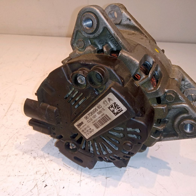 Alternateur occasion DS DS3 Phase 2 06-2014->... 9818677980 2
