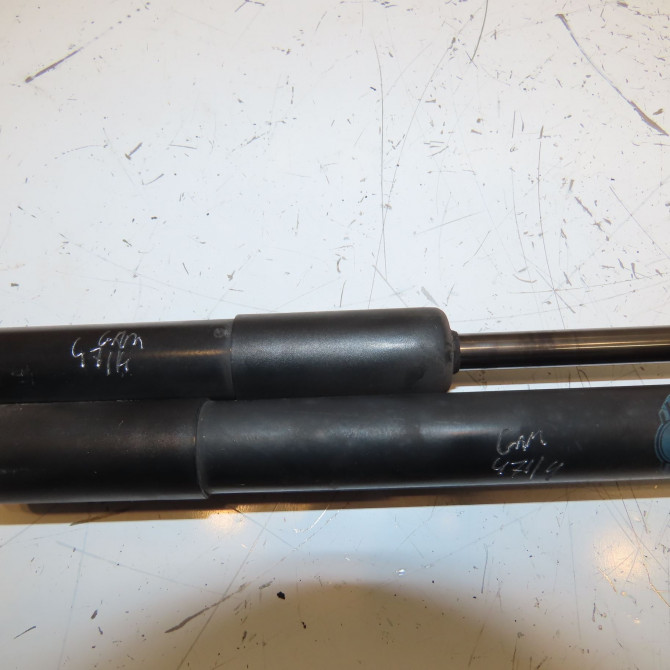 Verin droit hayon occasion MINI MINI II phase 2 08-2010->... 1.6i 122ch 51249801386 2