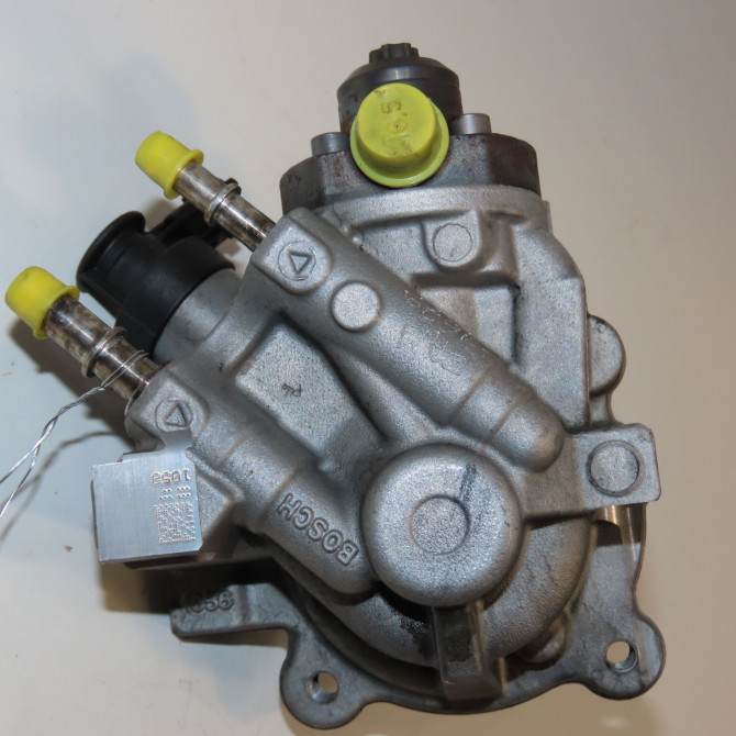 Pompe hp occasion PEUGEOT 208 Phase 2 04-2015->... 1.6 BLUE HDI 100ch 9811347380 3