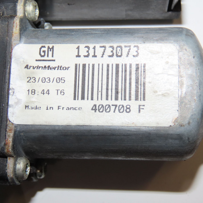Mecanisme+moteur leve-glace avg occasion OPEL CORSA III Phase 2 08-2003->09-2006 1.2 TWINPORT 80ch 93186824 6