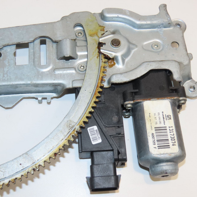 Mecanisme + moteur lève-glace avant droit occasion OPEL CORSA III Phase 2 08-2003->09-2006 1.2 TWINPORT 80ch 93186825 3