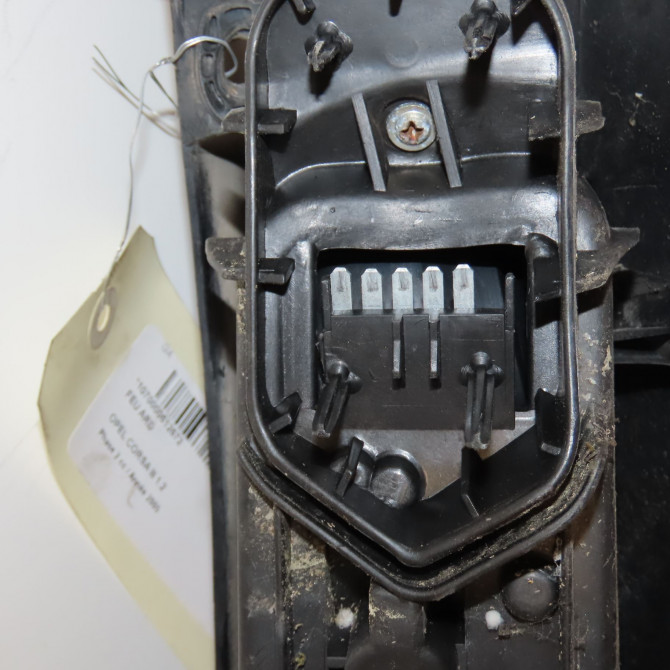 Feu arrière droit occasion OPEL CORSA III Phase 2 08-2003->09-2006 1.2 TWINPORT 80ch 93187120 3