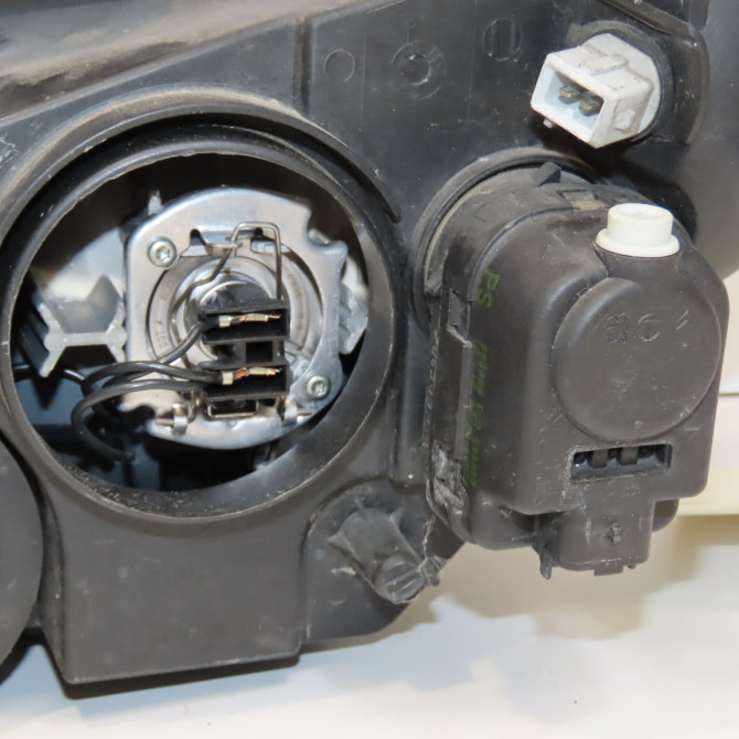 Phare droit occasion PEUGEOT 206 Phase 2 02-2003->02-2009 1.4 HDI 70ch 6206A0 3