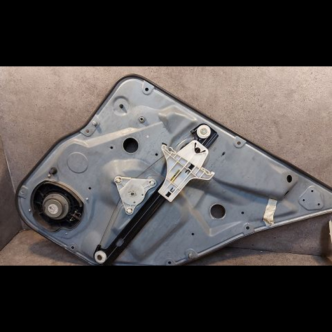 Mecanisme+moteur leve-glace arg occasion SEAT CORDOBA II Phase 1 10-2002->05-2009 1.9 TDI 130ch 6L4839755M 2